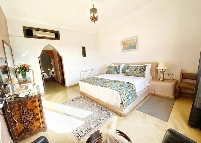 La Villa Des Golfs & Pinkcactus